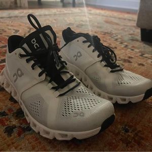 On Cloud Womens Shoes worn hand full of times!